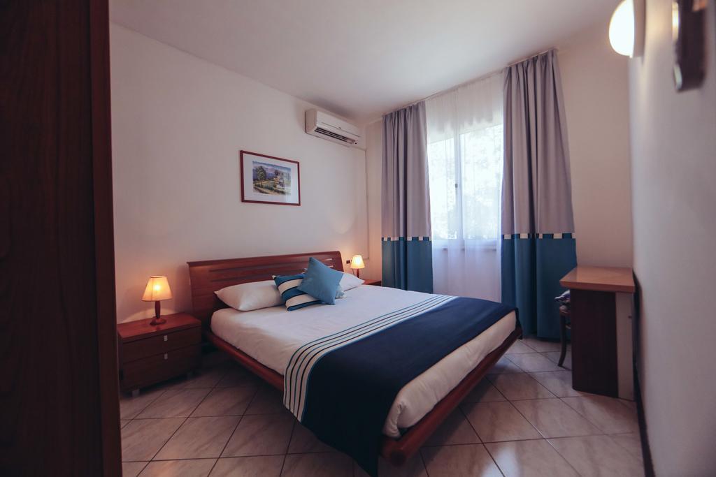 Verudela Villas Pula Buitenkant foto