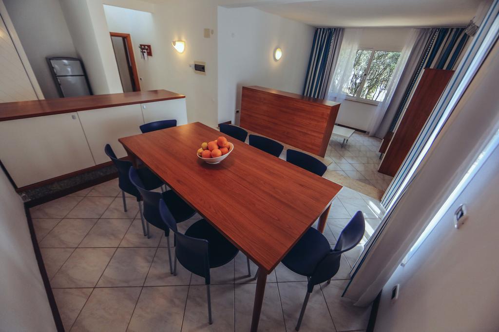 Verudela Villas Pula Buitenkant foto